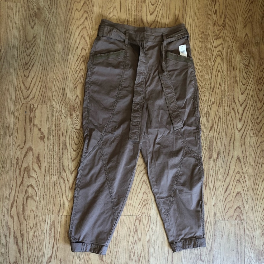 ANTHROPOLOGIE// neutral brown cargo pant